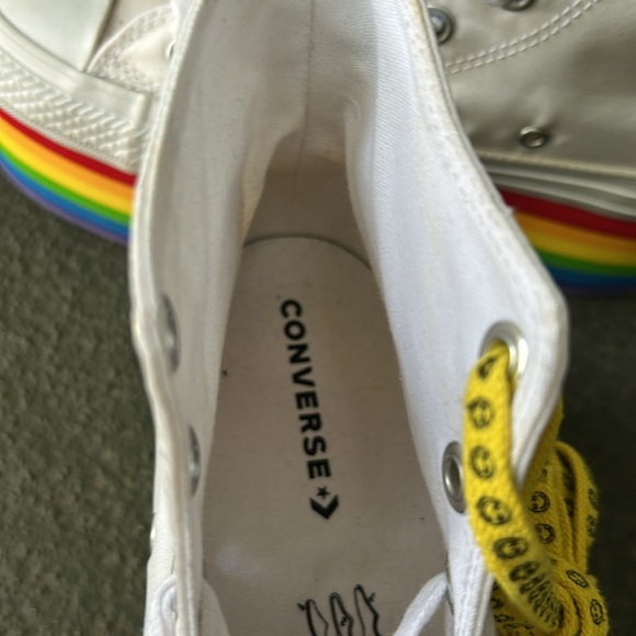 Converse  X Miley Cyrus Pride Platform Happy Hippie Chuck Taylor All Star Shoes - Picture 8 of 14